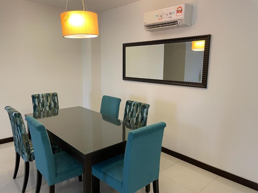 The Nomad Serviced Residences Bangsar Kuala Lumpur Exteriör bild